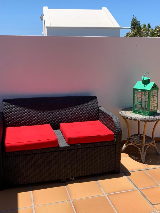 Lovely Villa Nico Playa Blanca, Hot Tub, Communal Pool Exterior photo